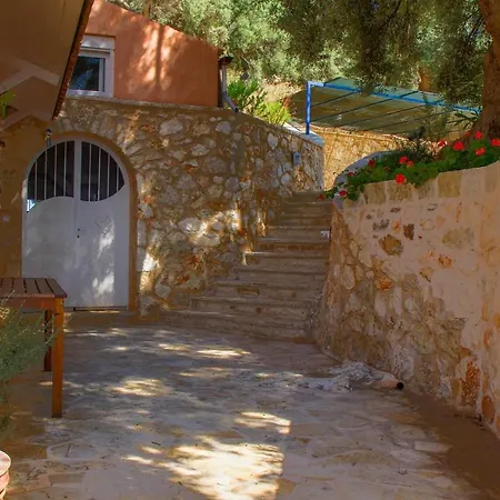Evalin - Pretty Like At For Unforgettable Holidays Sivota (Lefkada)