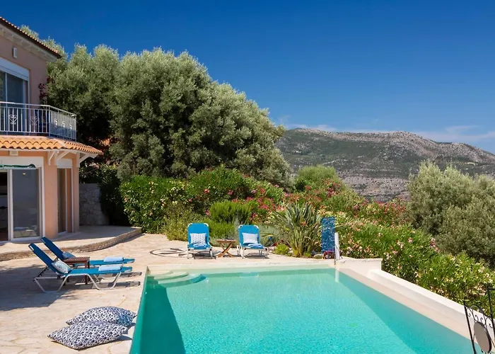 Evalin - Pretty Like At For Unforgettable Holidays
